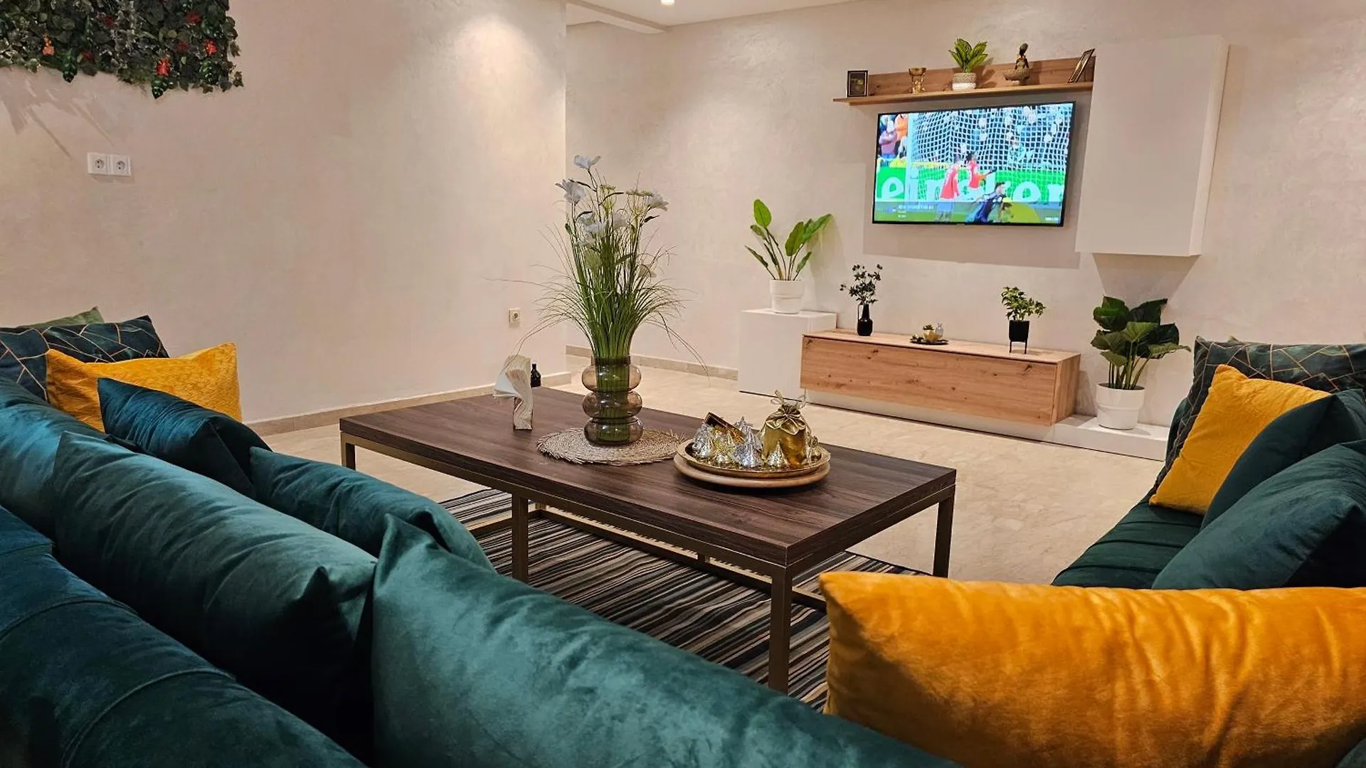 3 Bedroom Luxury Apartment With Premium Amenities For Larger Families Casablanca